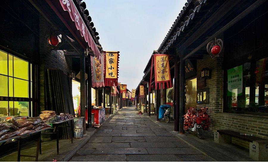 云南宣威公路分局党总支委员、局长解利容接受审查调查